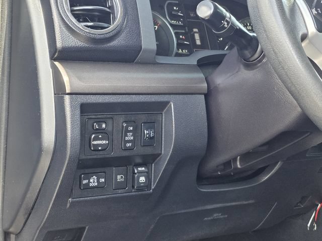Used 2019 Toyota Tundra SR5 w/ Convenience Package AWD/4WD image 18