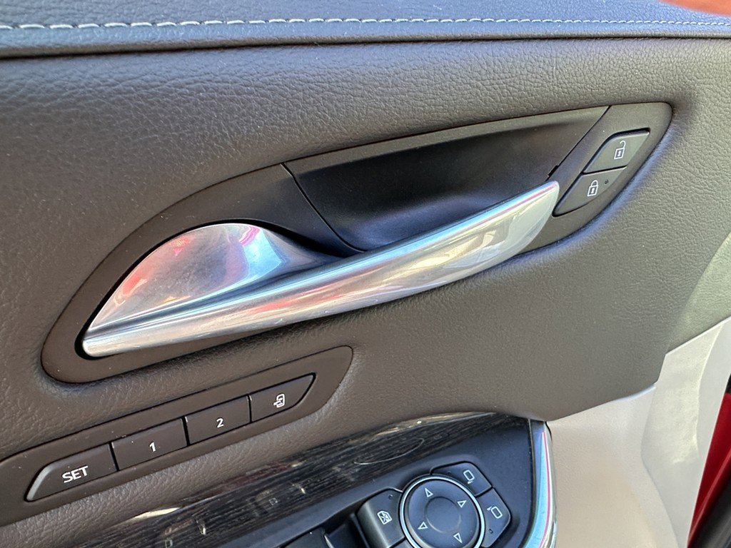 Used 2019 Cadillac XT4 Premium Luxury w/ Enhanced Visibility Package image 21