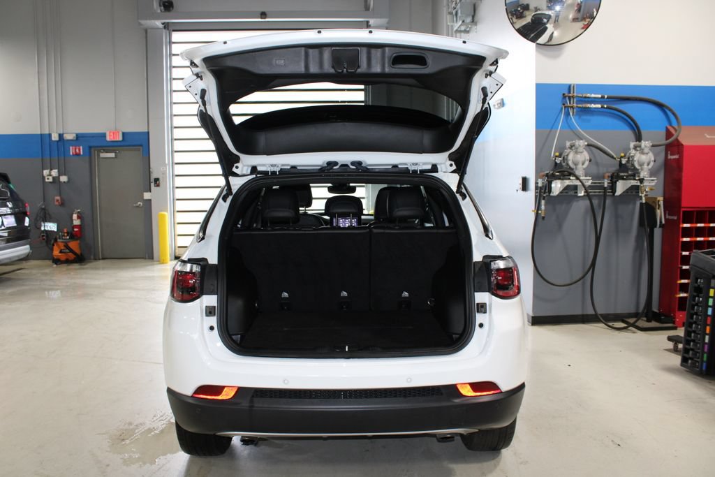 Used 2023 Jeep Compass Limited AWD/4WD image 24