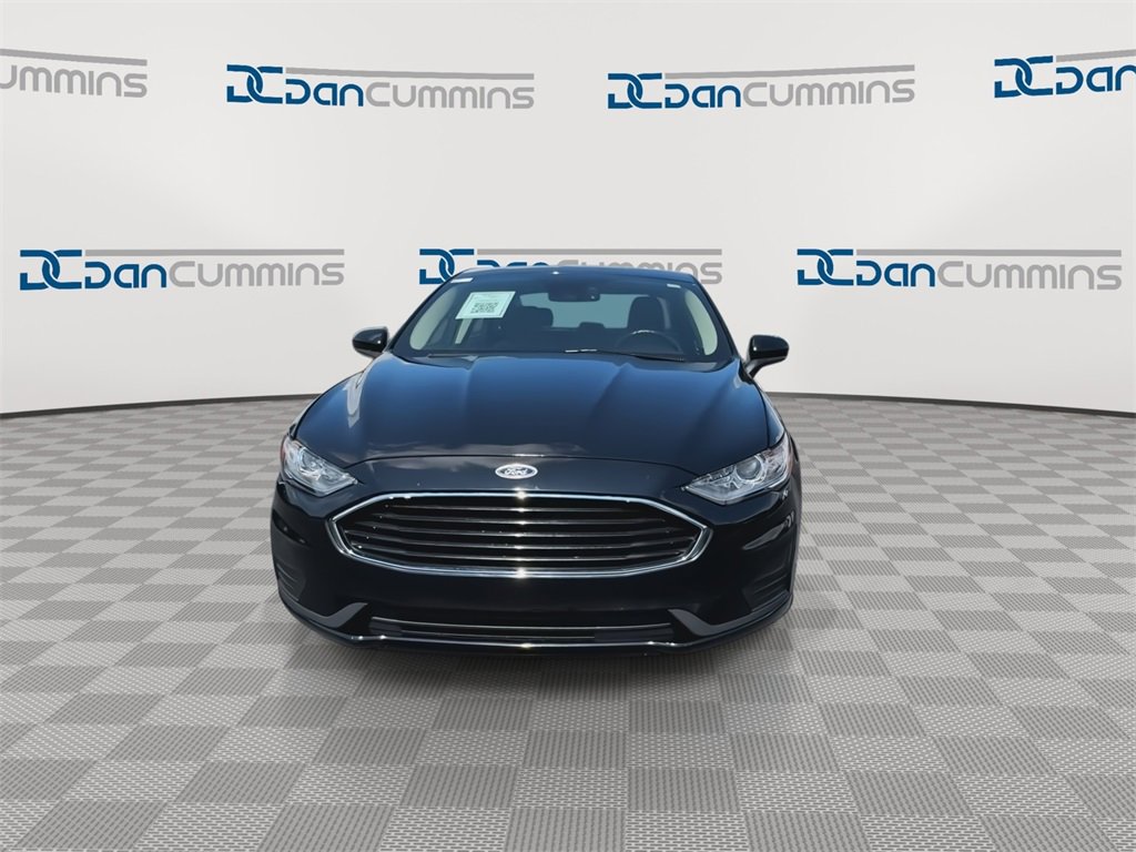 Used 2019 Ford Fusion S image 3