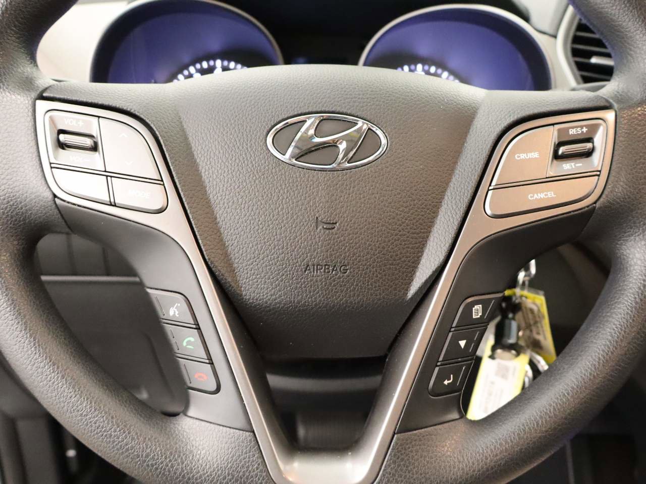 Used 2018 Hyundai Santa Fe SE image 12