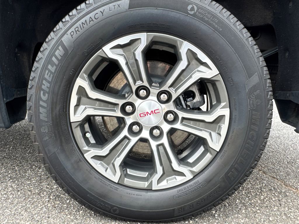 Used 2025 GMC Sierra 1500 SLT AWD/4WD image 20