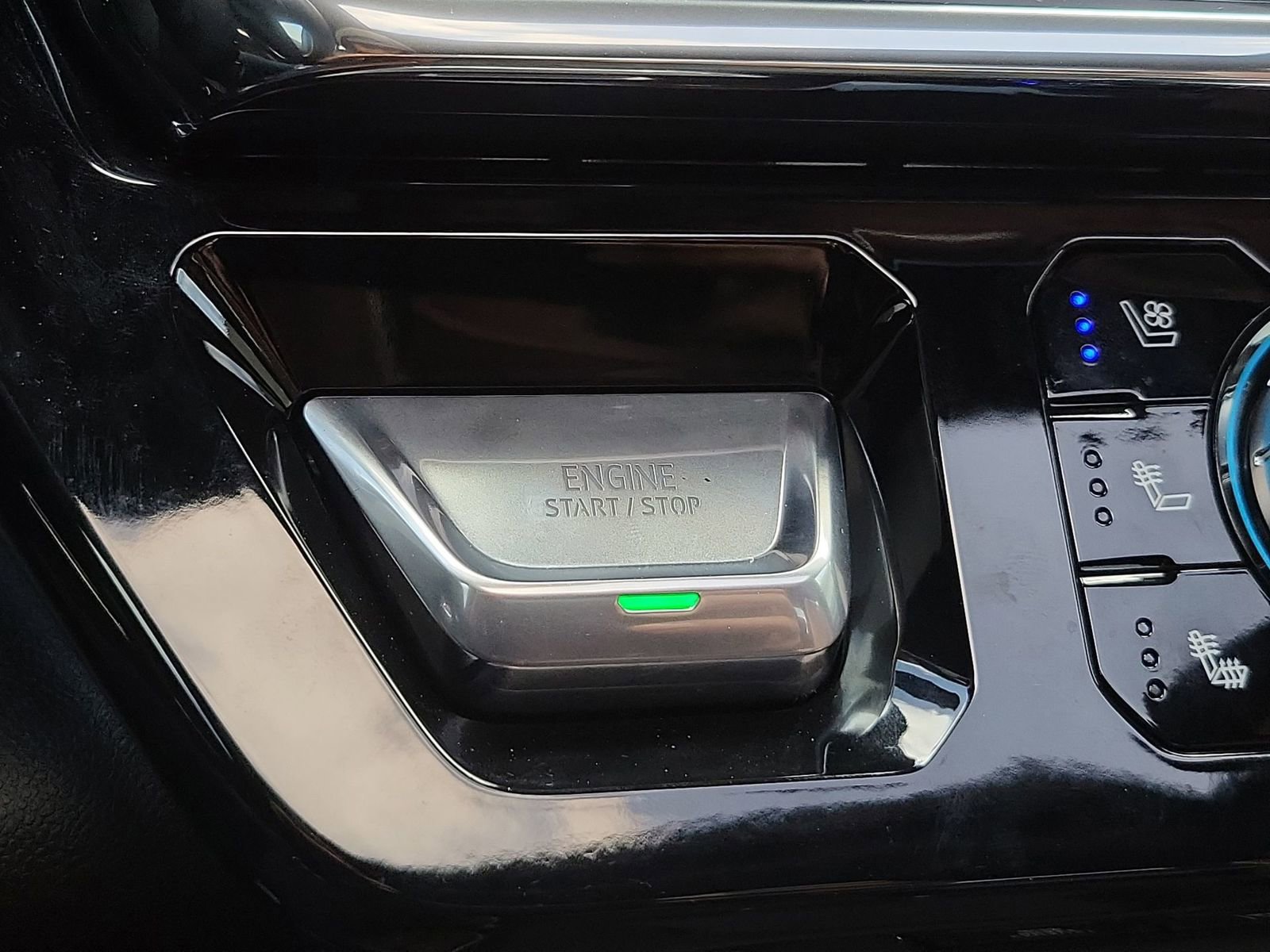 Certified 2026 GMC Sierra 2500 Denali Ultimate image 16