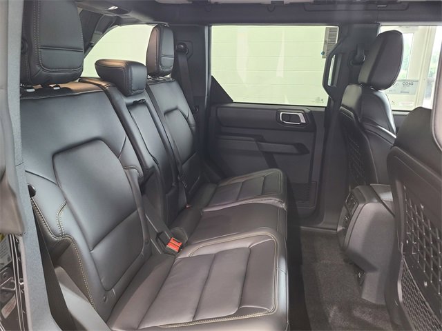 New 2025 Ford Bronco Badlands image 16