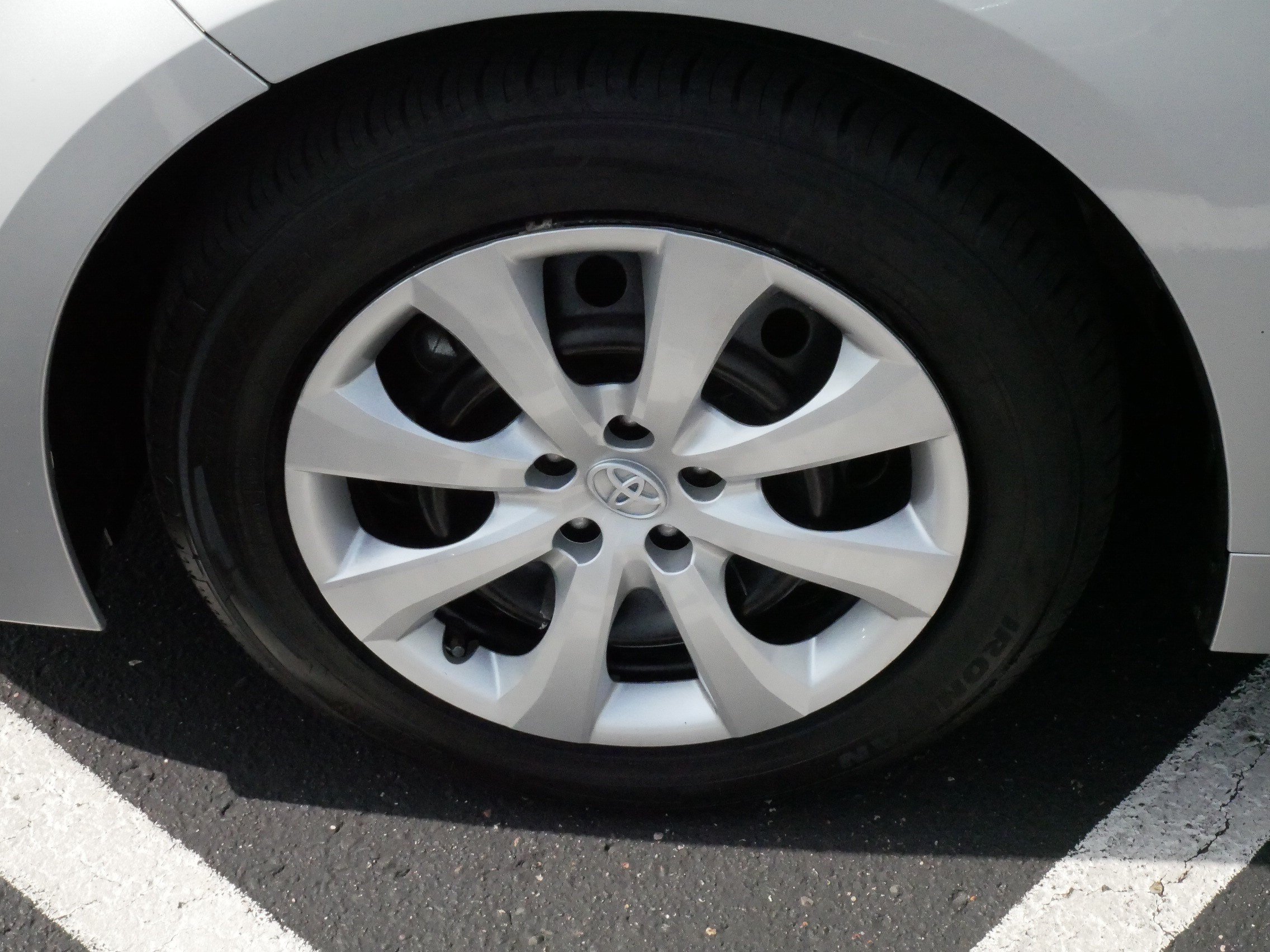 Certified 2024 Toyota Corolla LE FWD image 15