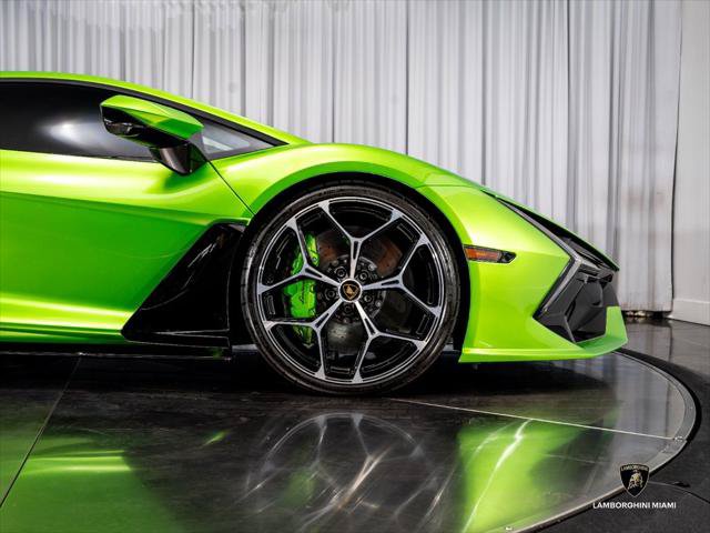 Used 2024 Lamborghini Revuelto AWD/4WD image 26