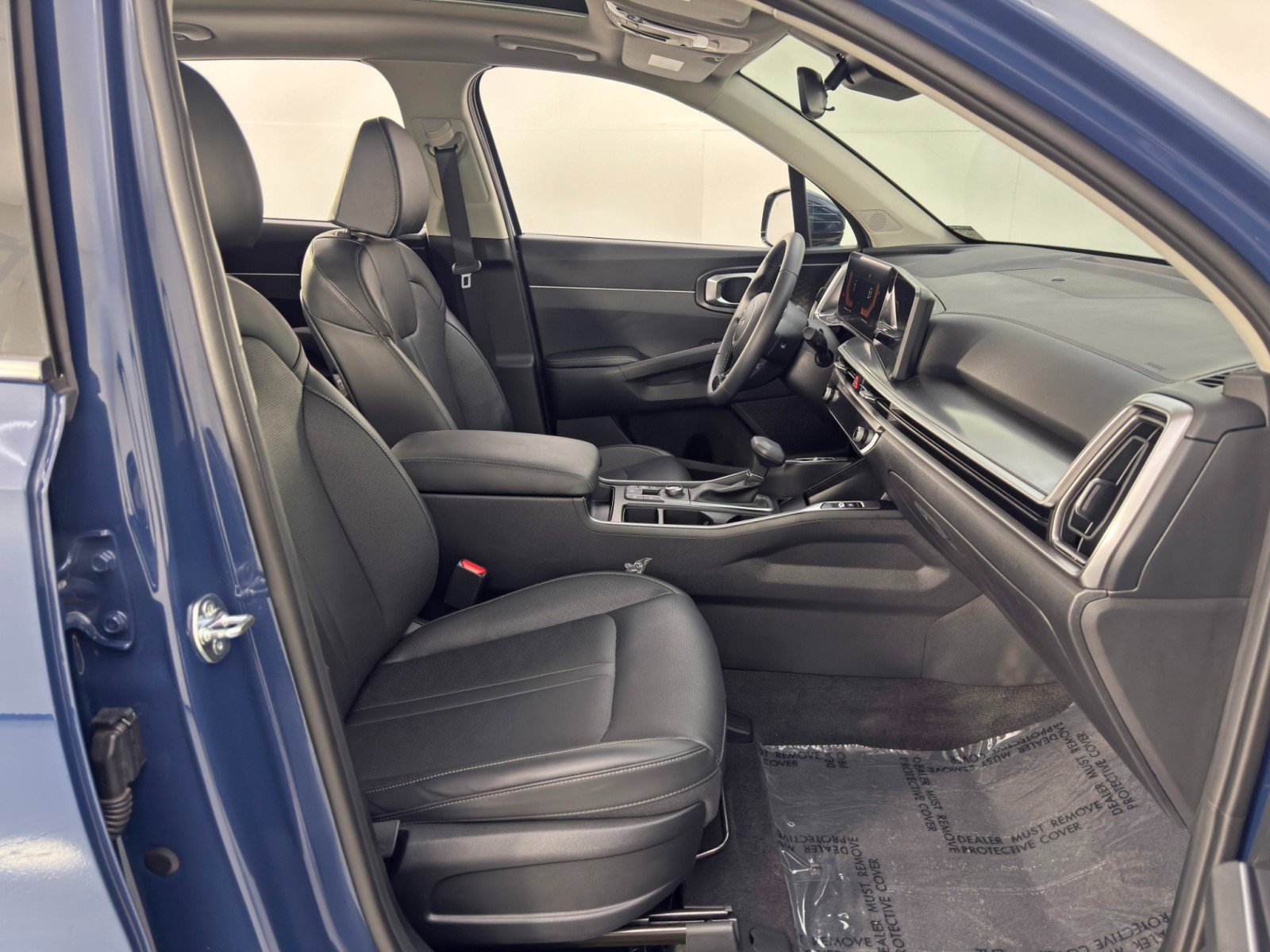Used 2024 Kia Sorento S w/ Panoramic Sunroof Package AWD/4WD image 15