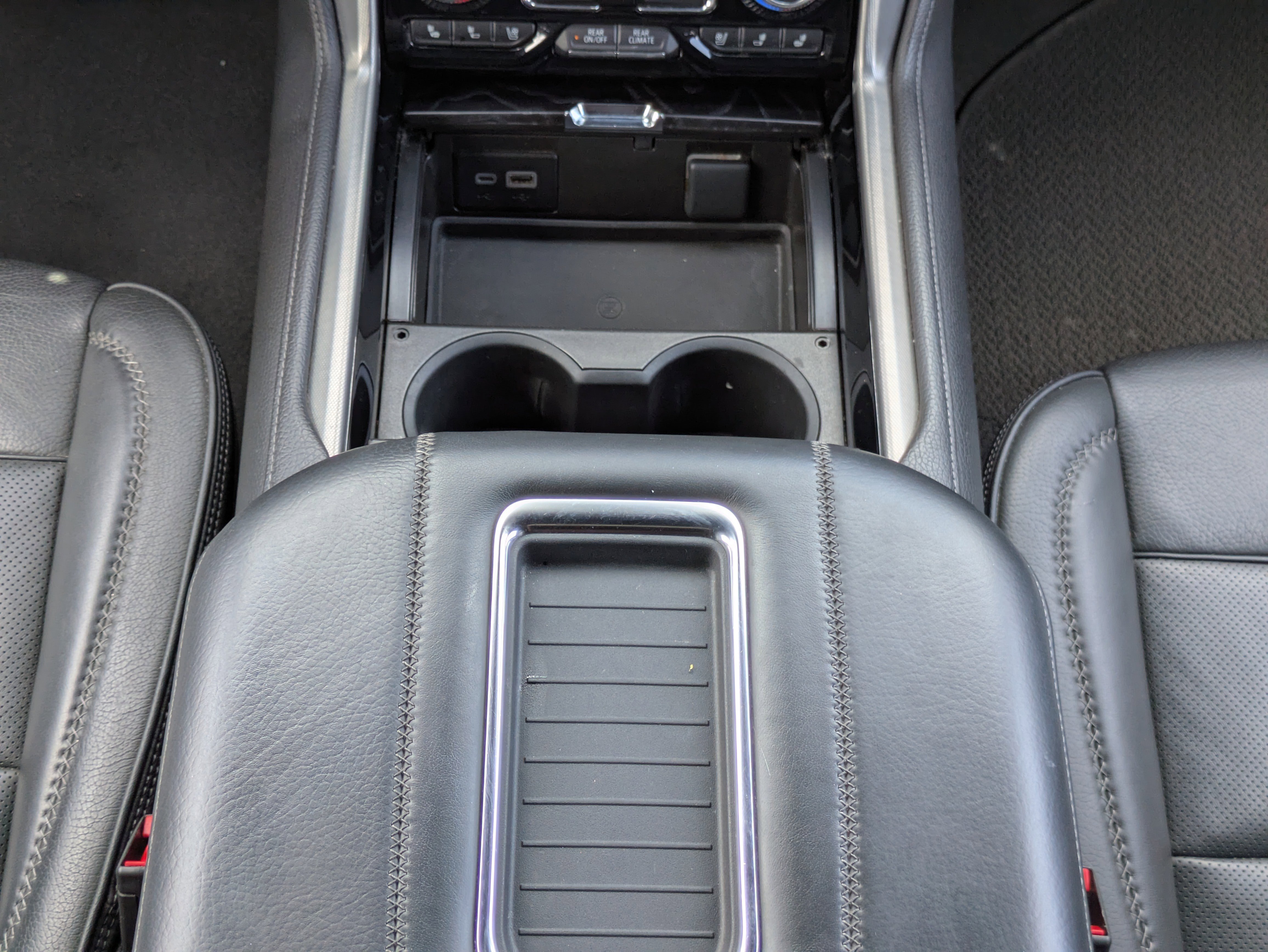 Used 2023 GMC Yukon Denali w/ Max Trailering Package image 6