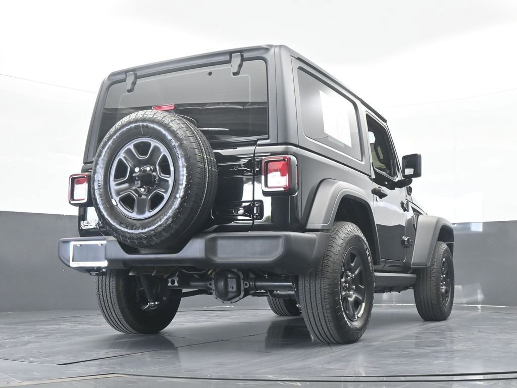 Used 2025 Jeep Wrangler Sport image 54