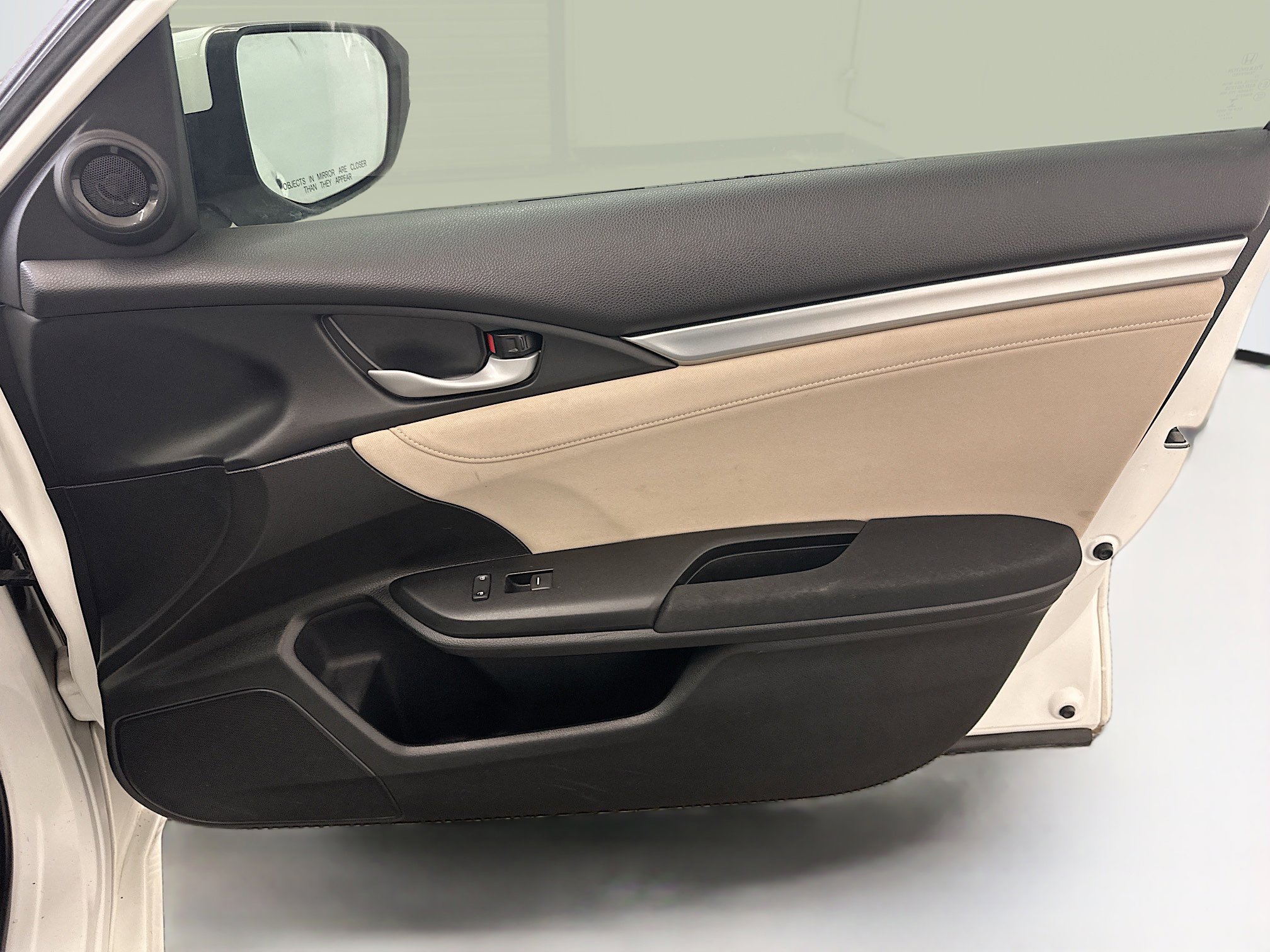 Used 2018 Honda Civic EX image 33