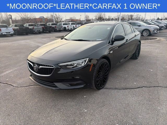 Used 2018 Buick Regal Essence w/ Driver Confidence Package #1 image 5