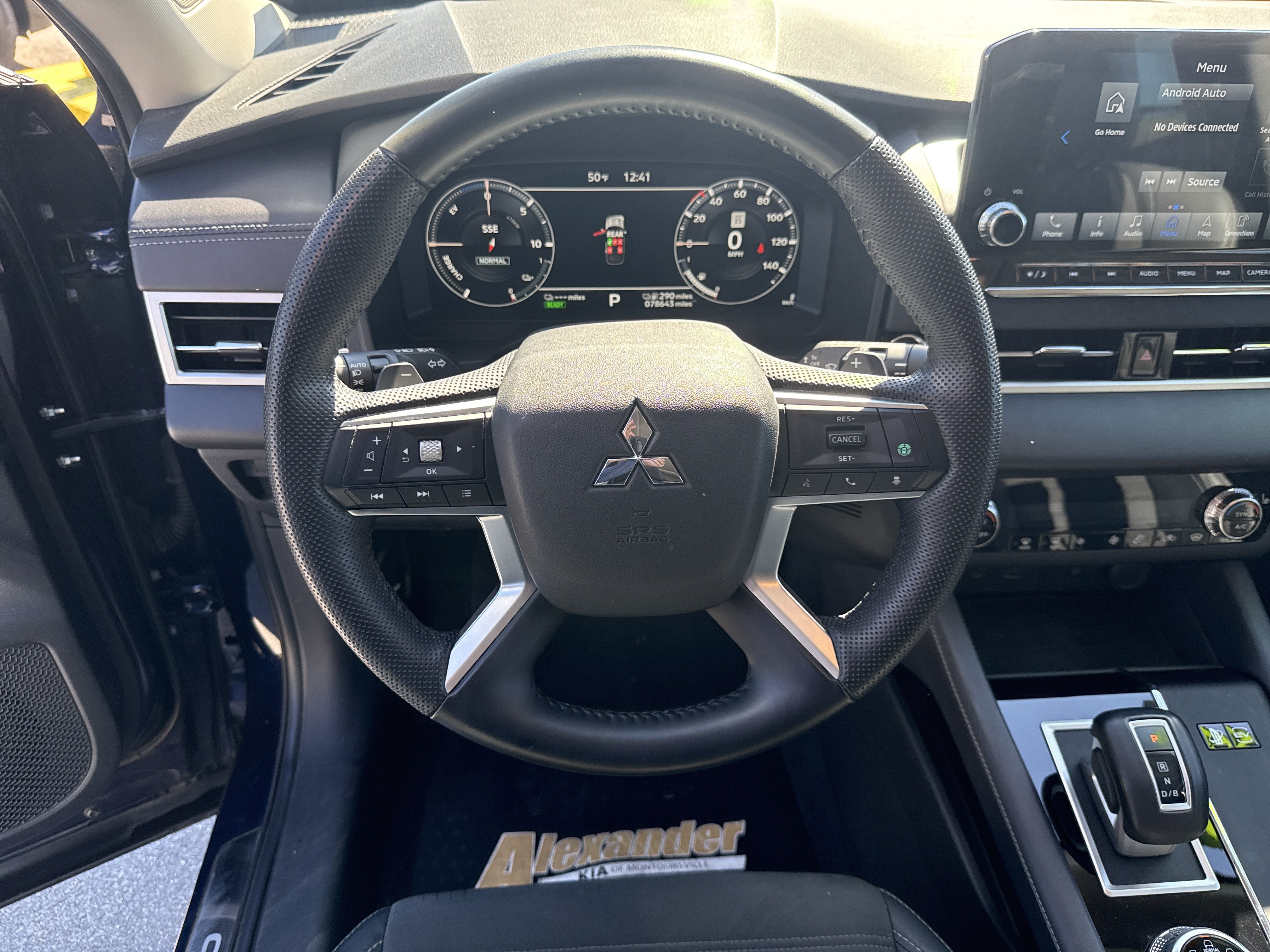 Used 2023 Mitsubishi Outlander SE AWD/4WD image 17