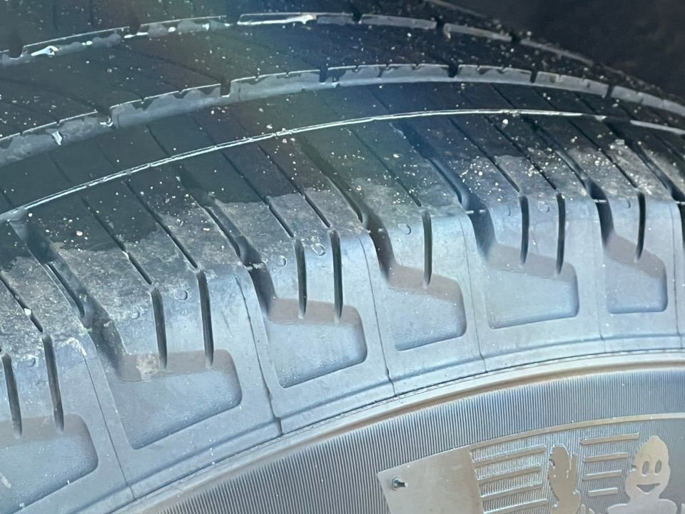 Certified 2023 Ford Explorer Limited w/ Limited Technology Package image 9