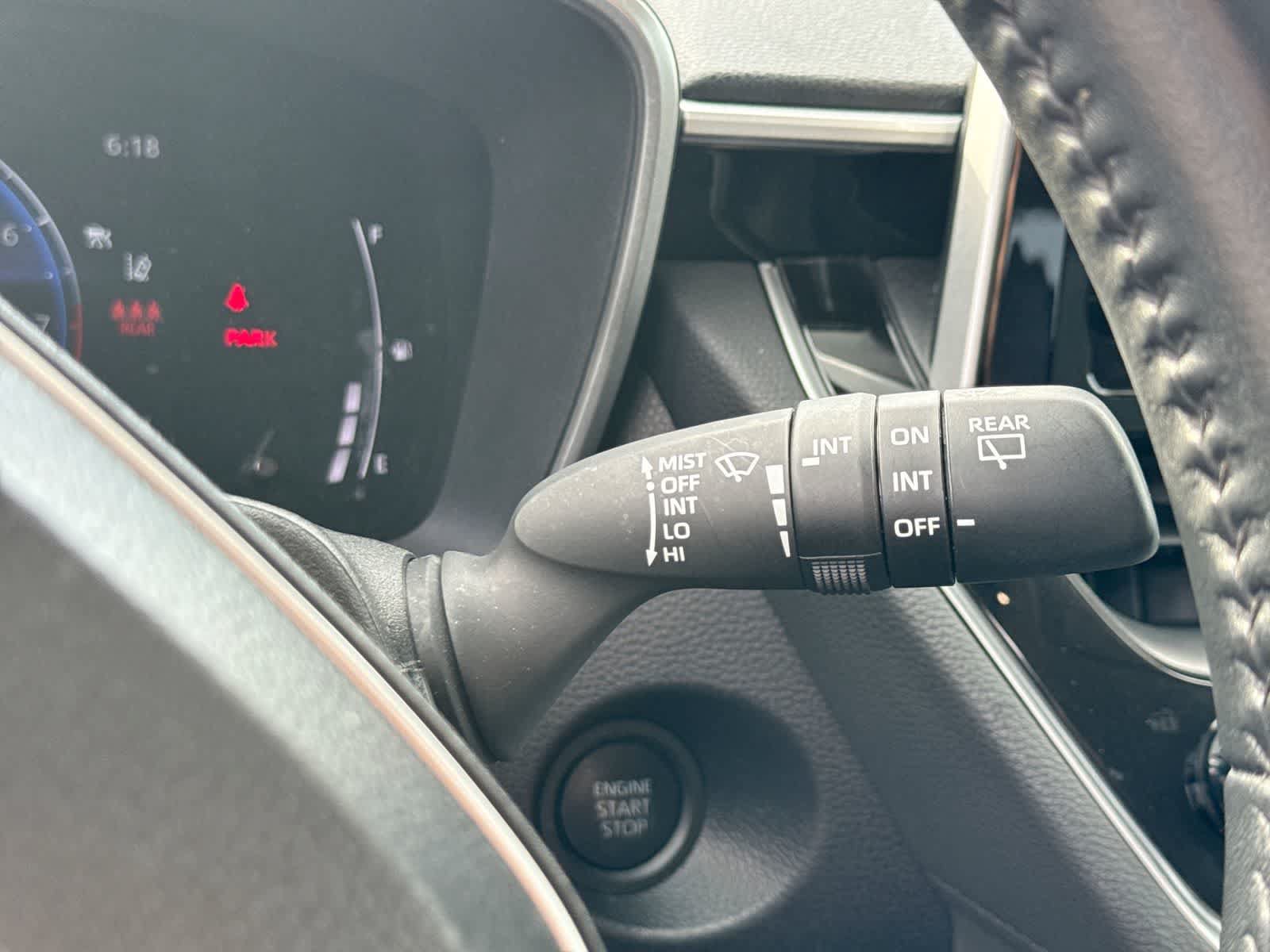 Used 2025 Toyota Corolla Cross XLE FWD image 32