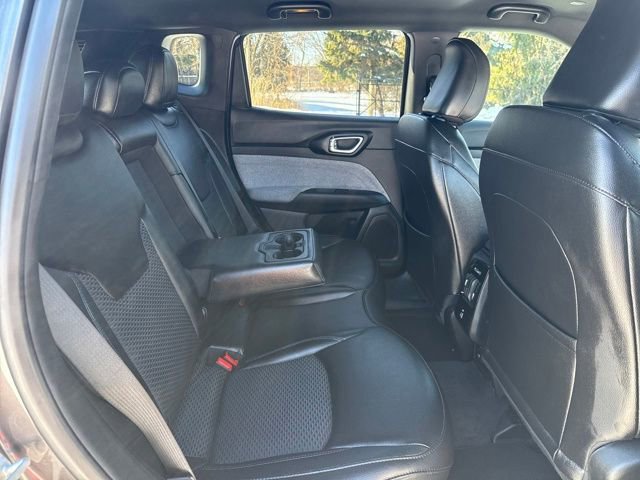 Used 2024 Jeep Compass Latitude w/ Convenience Group image 32
