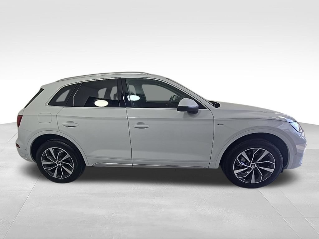 Used 2024 Audi Q5 2.0T Prestige AWD/4WD image 4