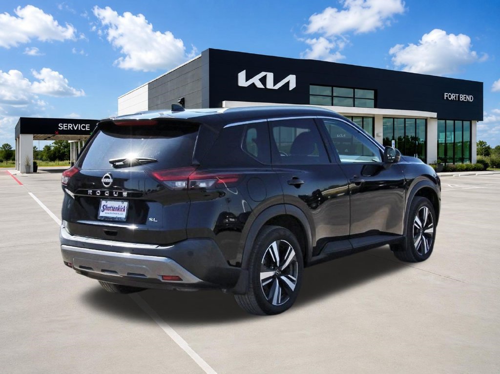 Used 2022 Nissan Rogue SL FWD image 5