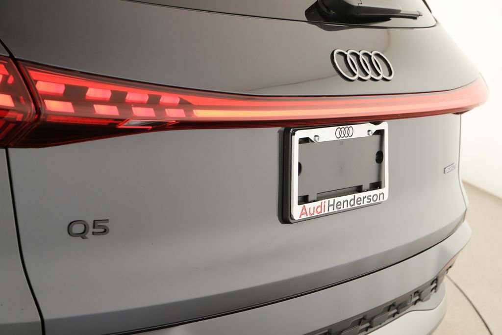 Certified 2025 Audi Q5 Premium Plus w/ Premium Plus AWD/4WD image 36