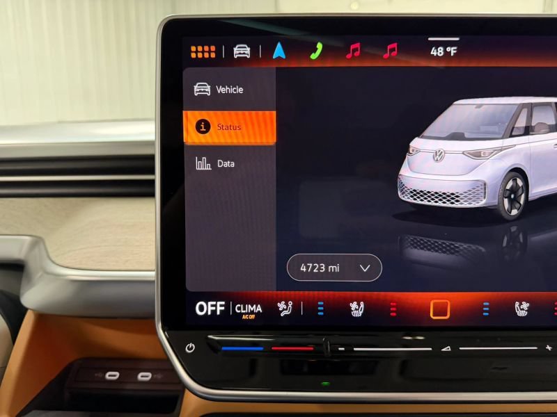 Used 2025 Volkswagen ID. Buzz 1st Edition AWD/4WD image 11