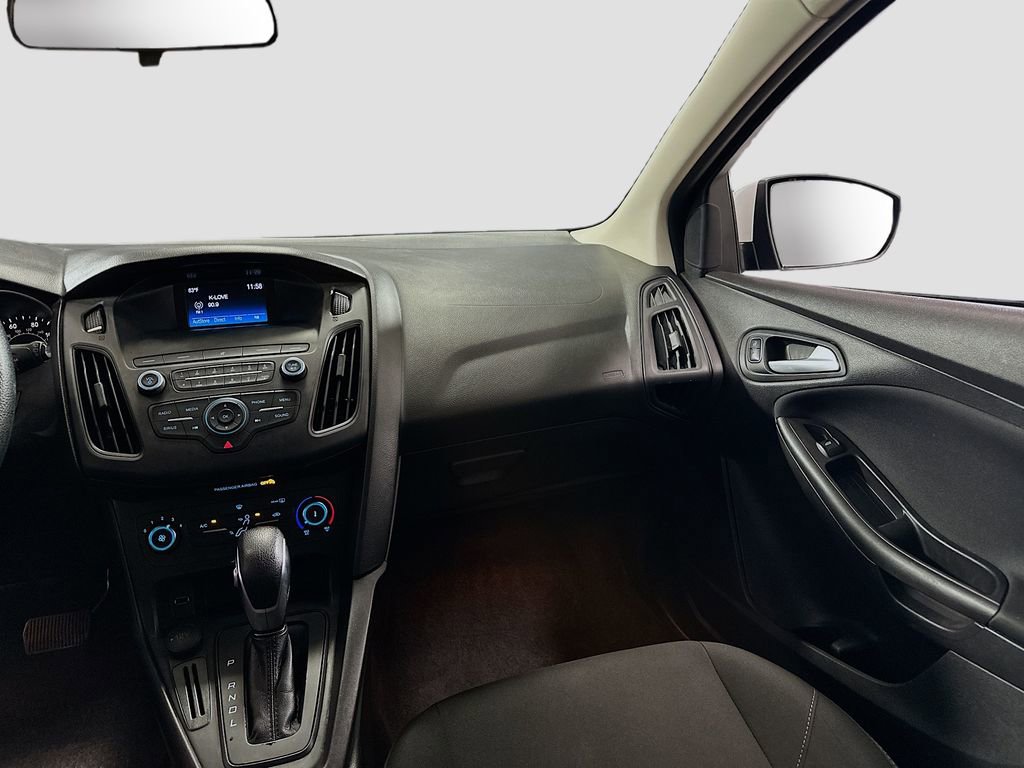 Used 2018 Ford Focus SE image 23