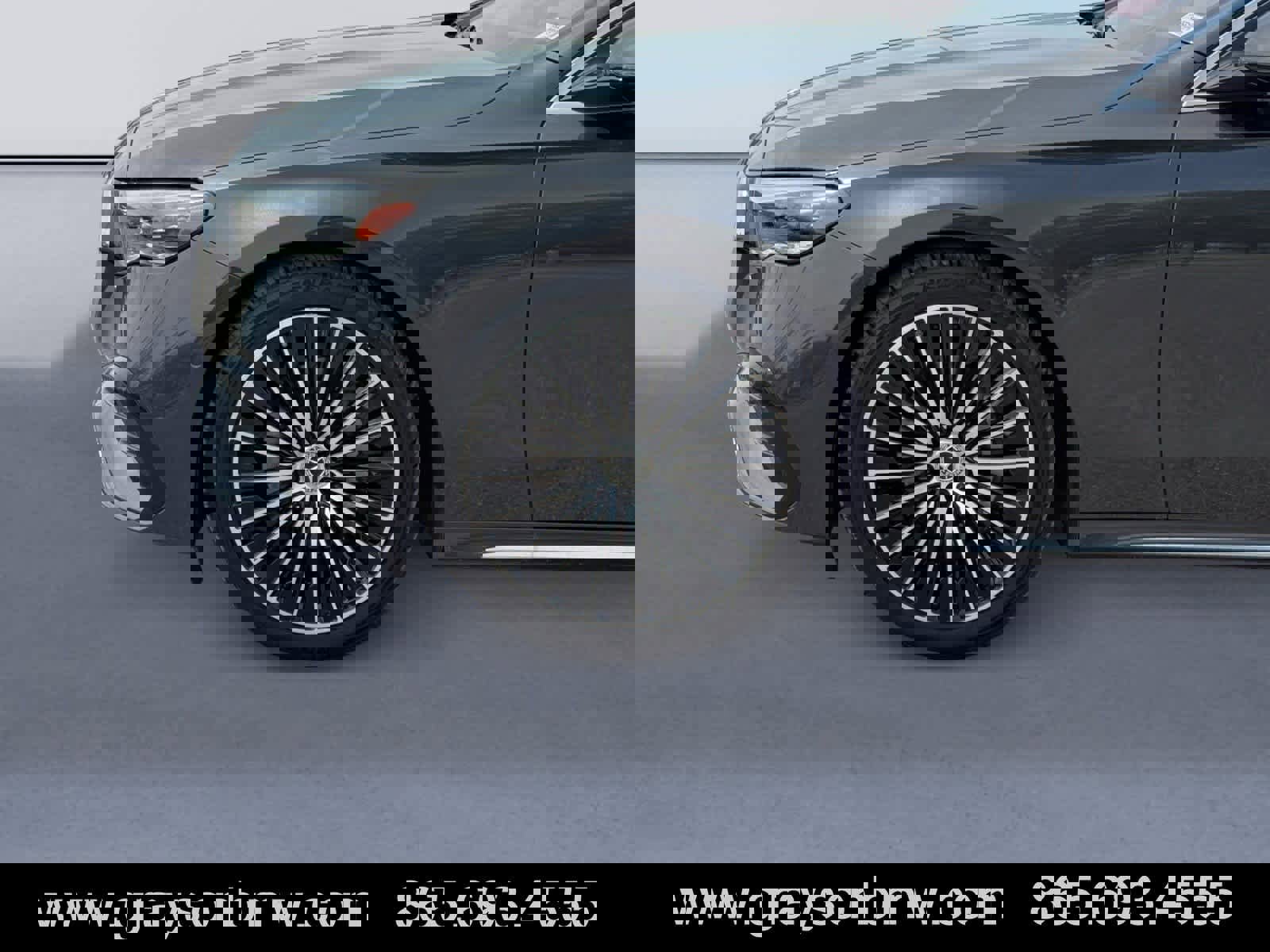 Used 2024 Mercedes-Benz E 350 4MATIC Sedan image 9