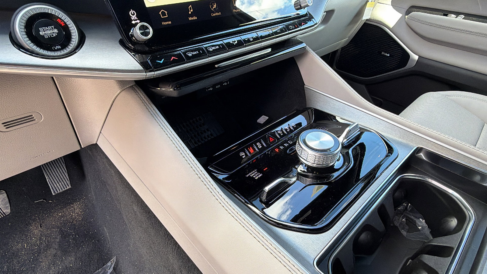 New 2026 Jeep Grand Wagoneer Limited AWD/4WD image 27