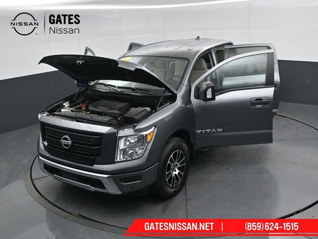 Used 2024 Nissan Titan SV w/ SV Convenience Package image 51