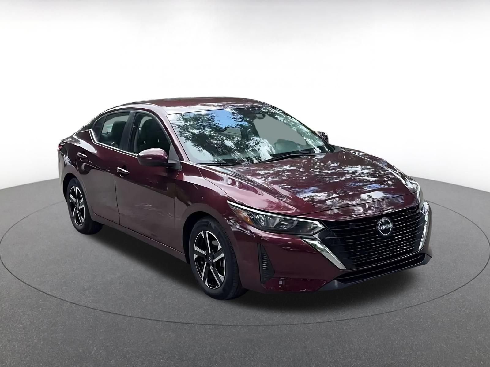 Used 2025 Nissan Sentra SV FWD image 3