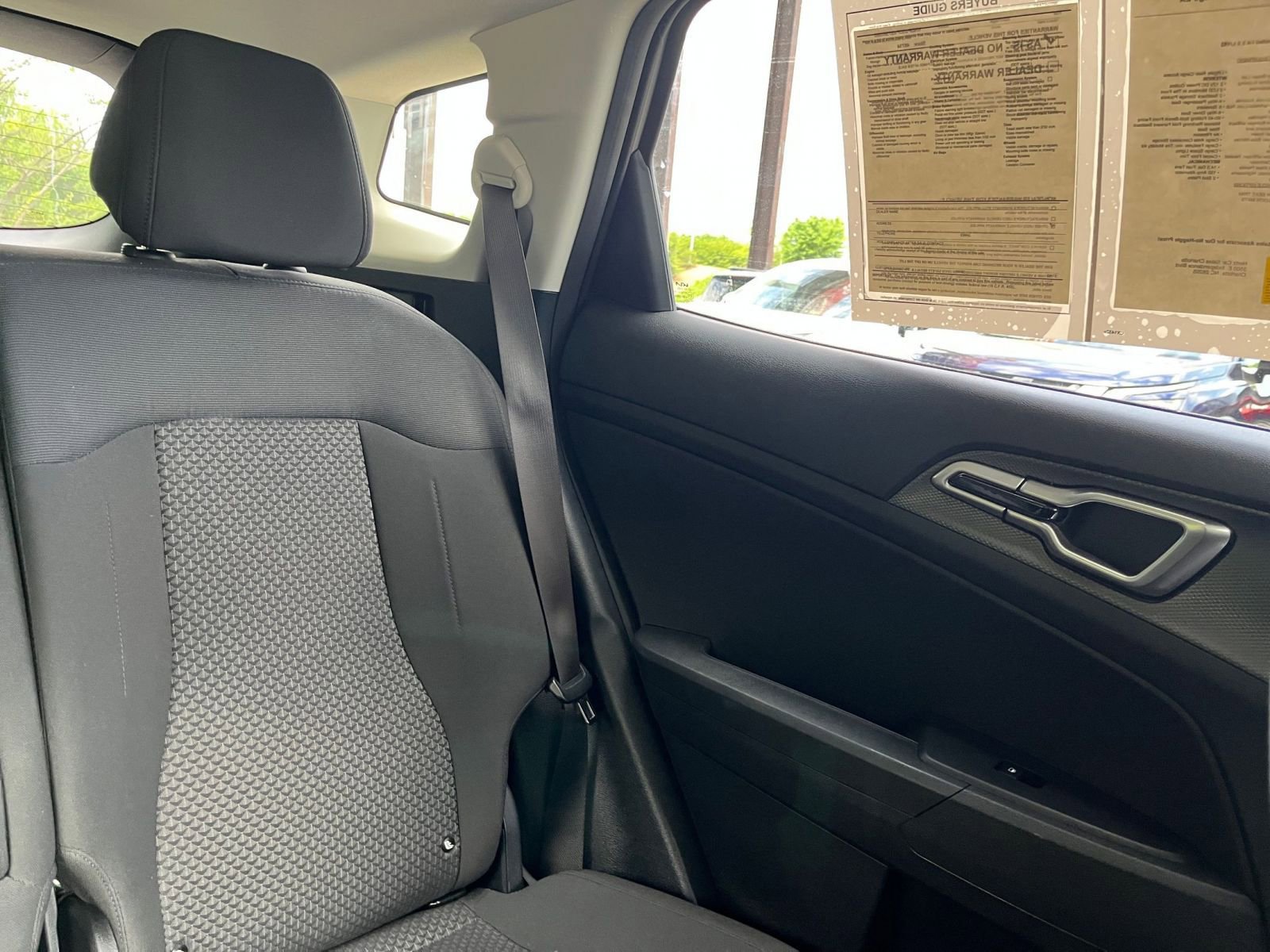 Used 2025 Kia Sportage LX image 36