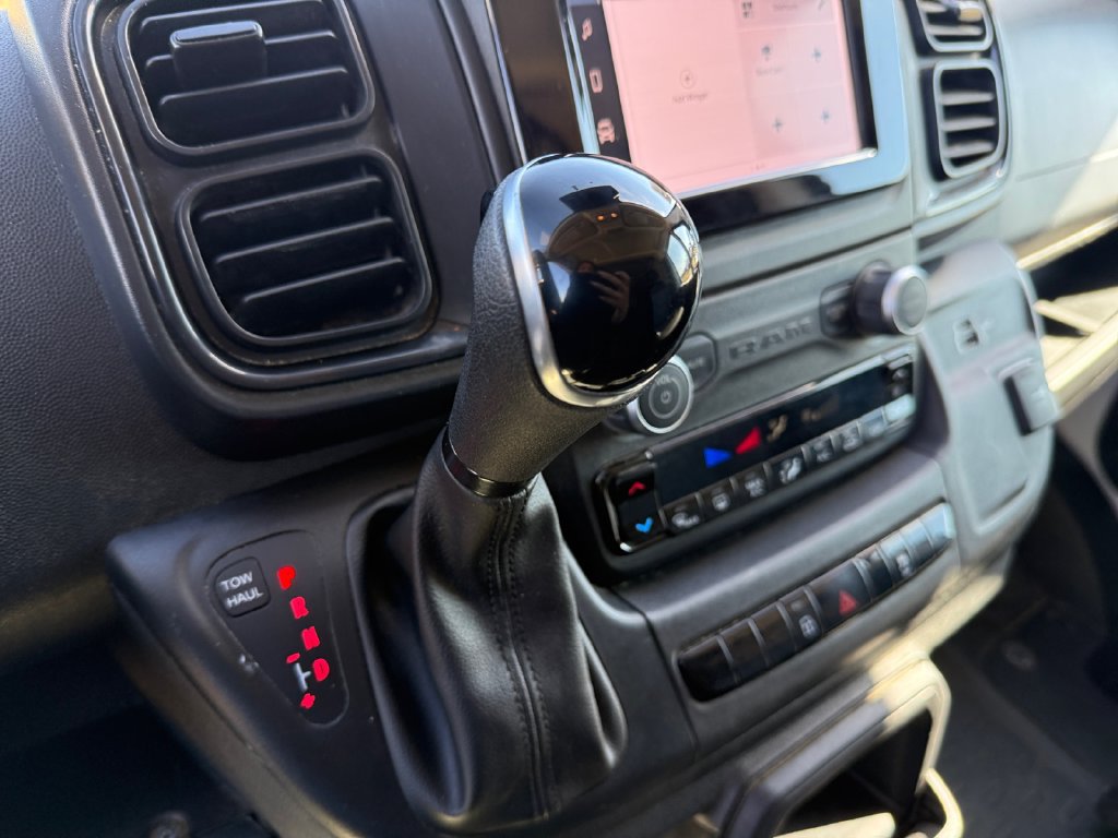 Used 2025 RAM ProMaster 2500 w/ Convenience Group FWD image 30