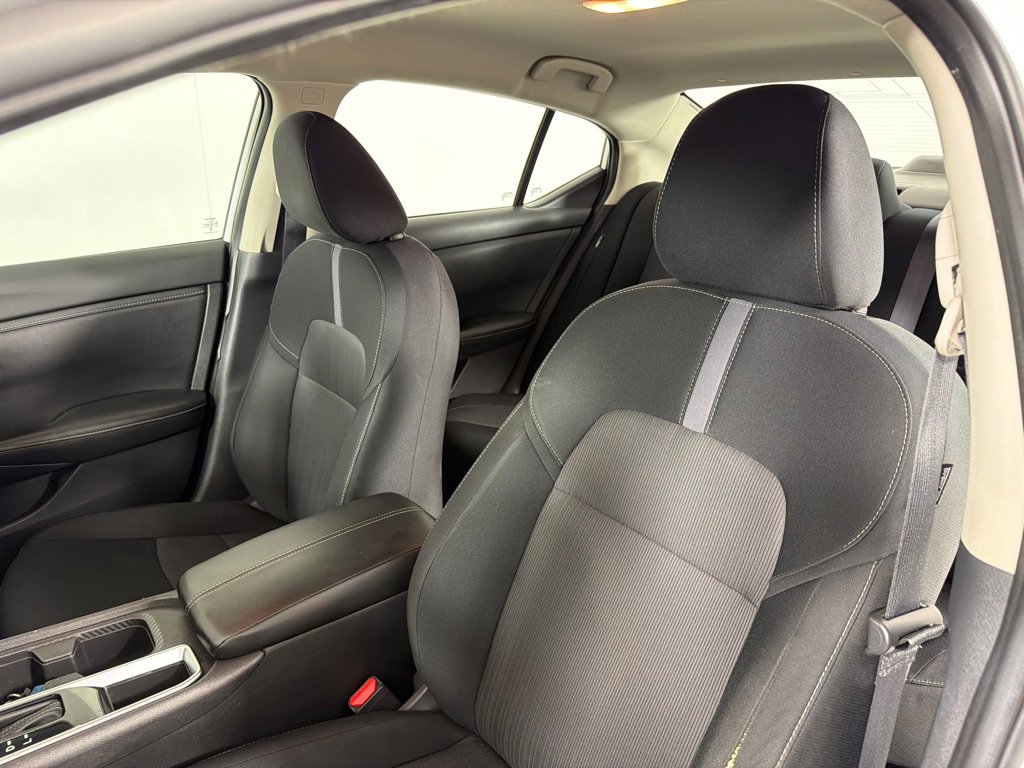 Used 2023 Nissan Sentra SV image 12