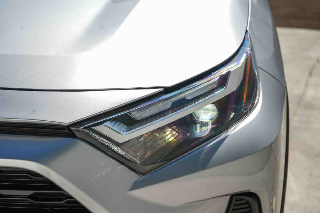 Used 2024 Toyota RAV4 XLE w/ Convenience Package AWD/4WD image 8