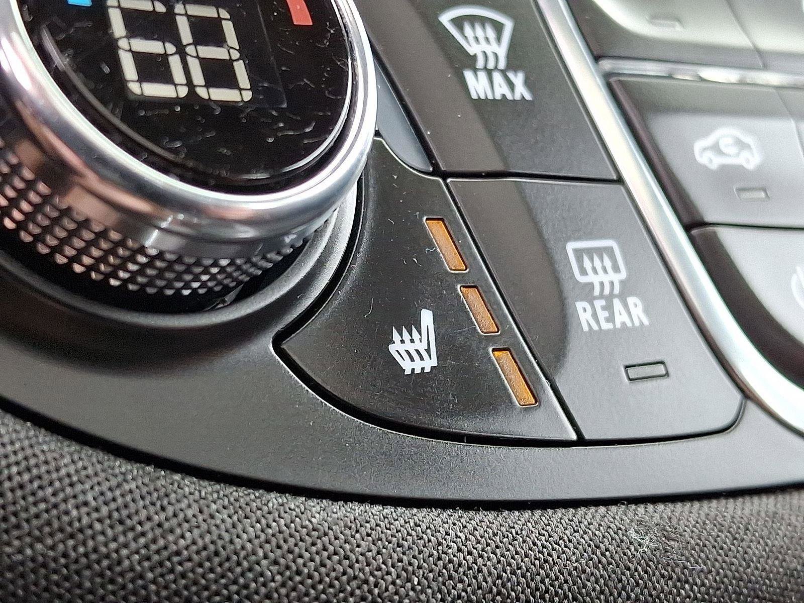 Used 2023 Chevrolet Malibu LT image 19