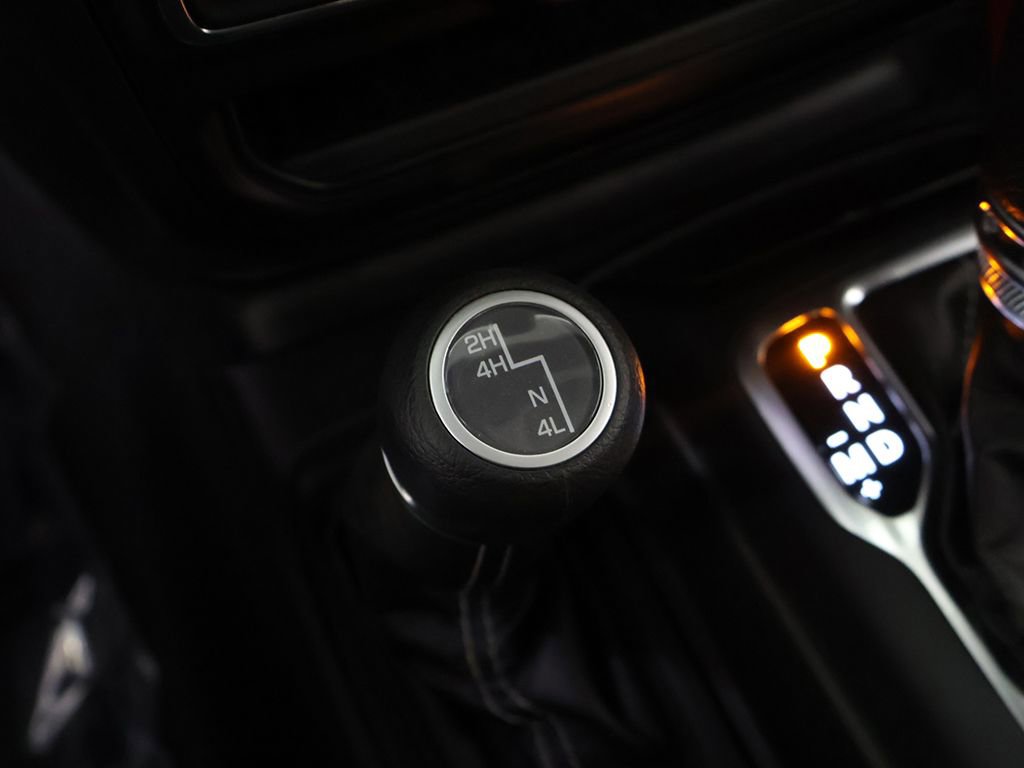 Used 2021 Jeep Wrangler Unlimited Sahara w/ Uconnect 4C Nav & Sound Group AWD/4WD image 45