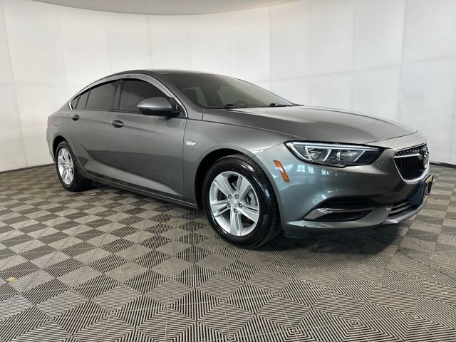 Used 2018 Buick Regal Preferred image 2
