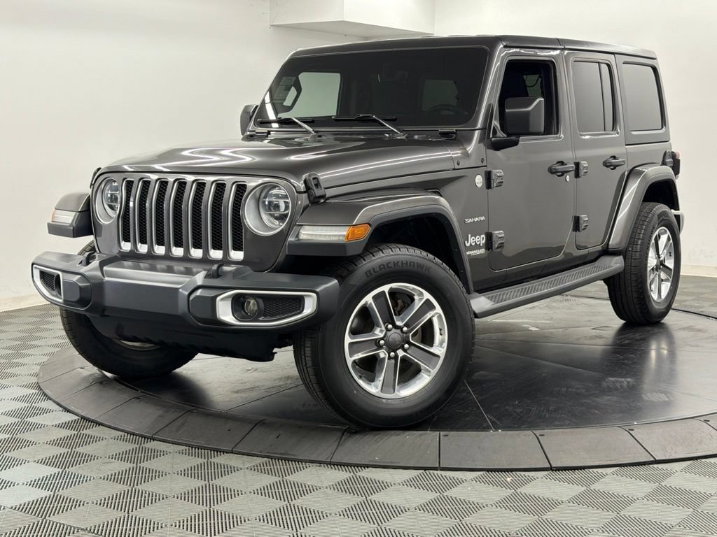 Used 2019 Jeep Wrangler Unlimited Sahara AWD/4WD image 3