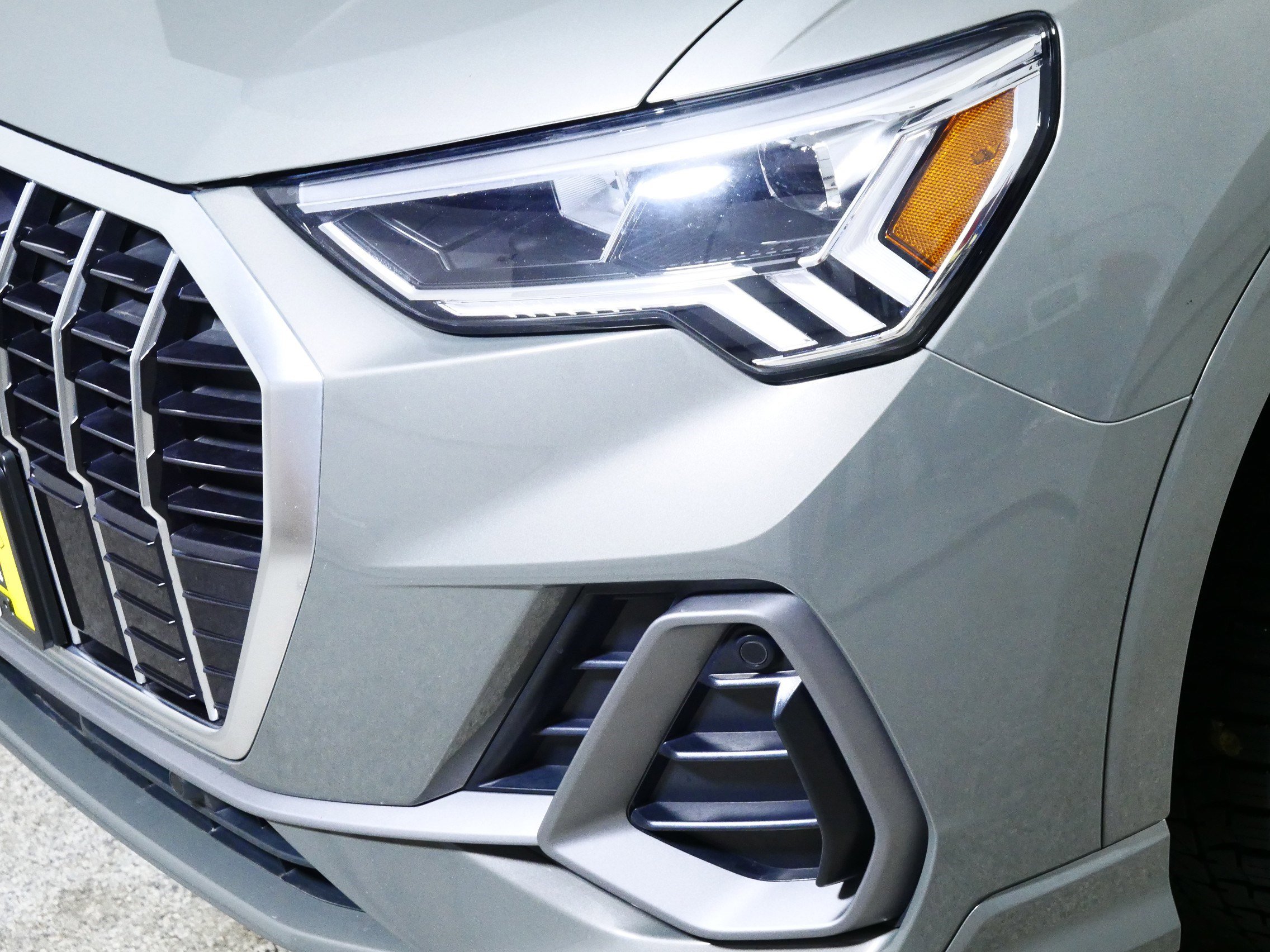 Used 2022 Audi Q3 2.0T Premium Plus w/ Premium Plus Package image 16