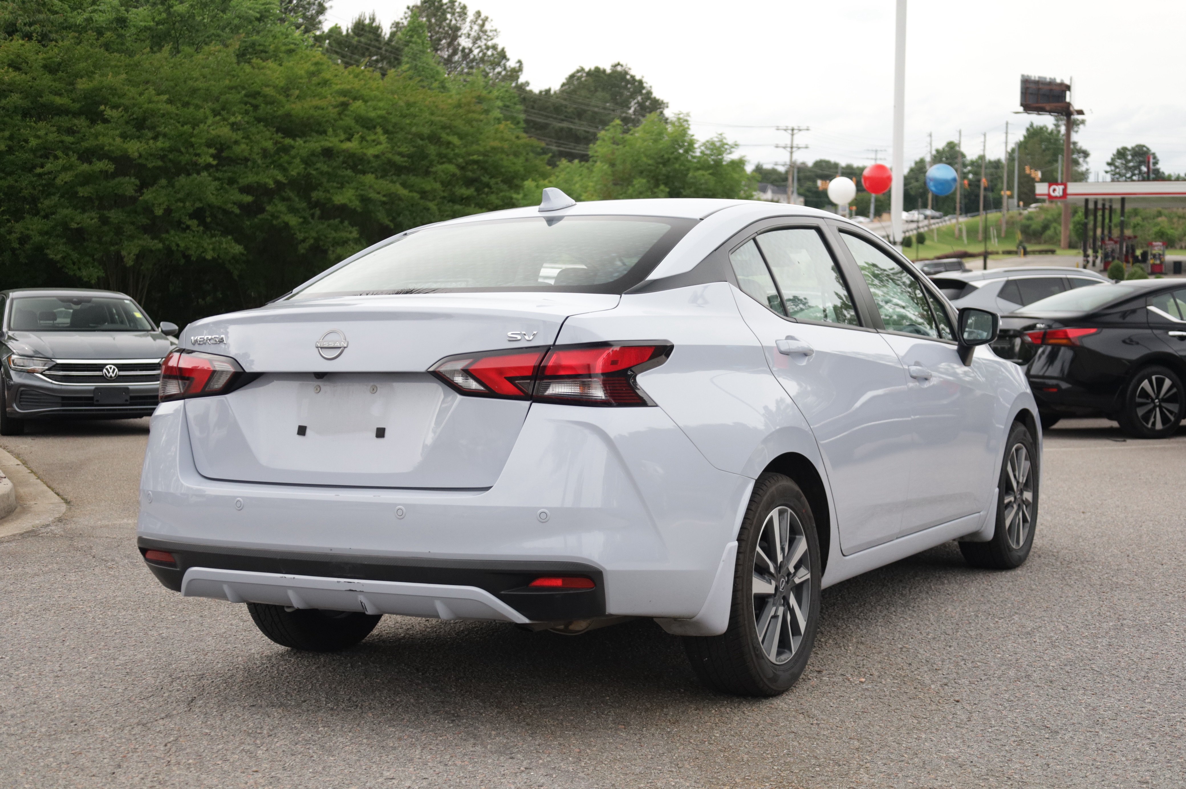 Used 2024 Nissan Versa SV w/ Trunk Package FWD image 5