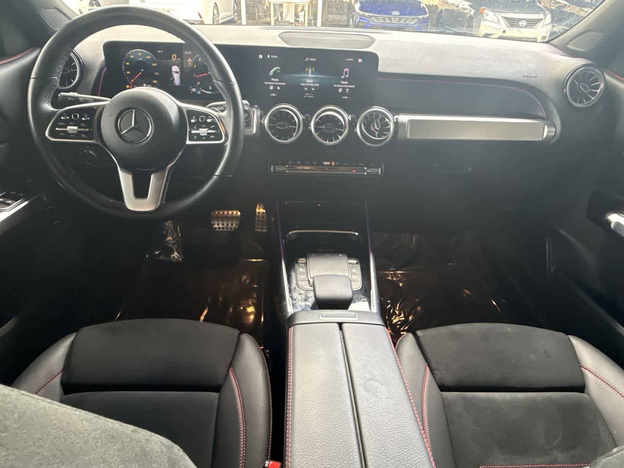 Used 2023 Mercedes-Benz GLB 250 image 24