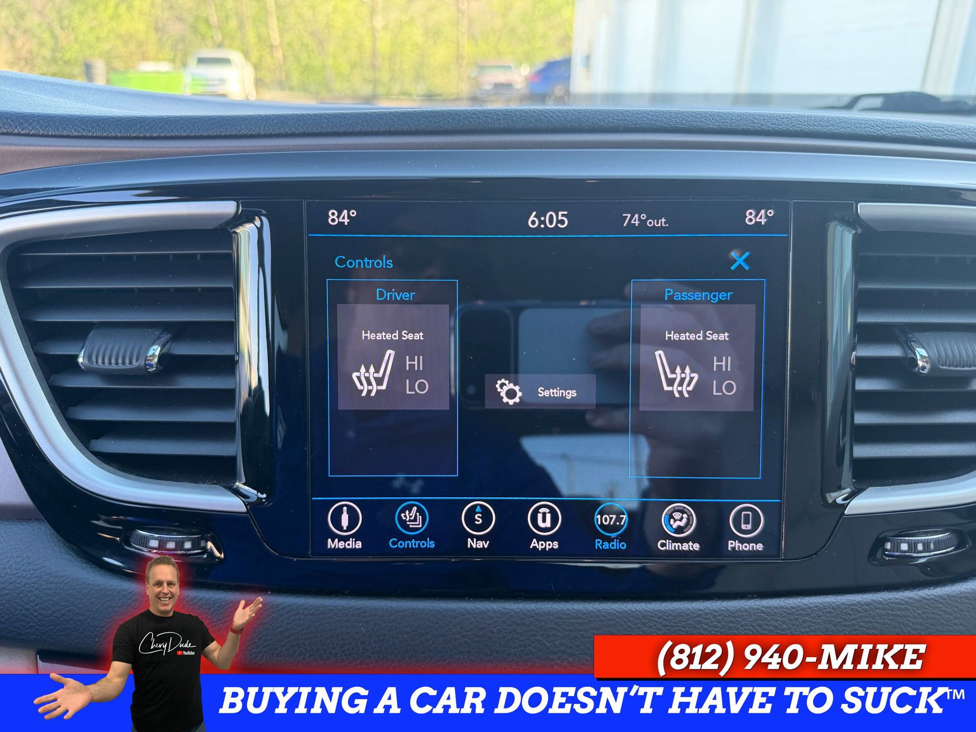 Used 2018 Chrysler Pacifica Touring-L w/ Tire & Wheel Group image 27