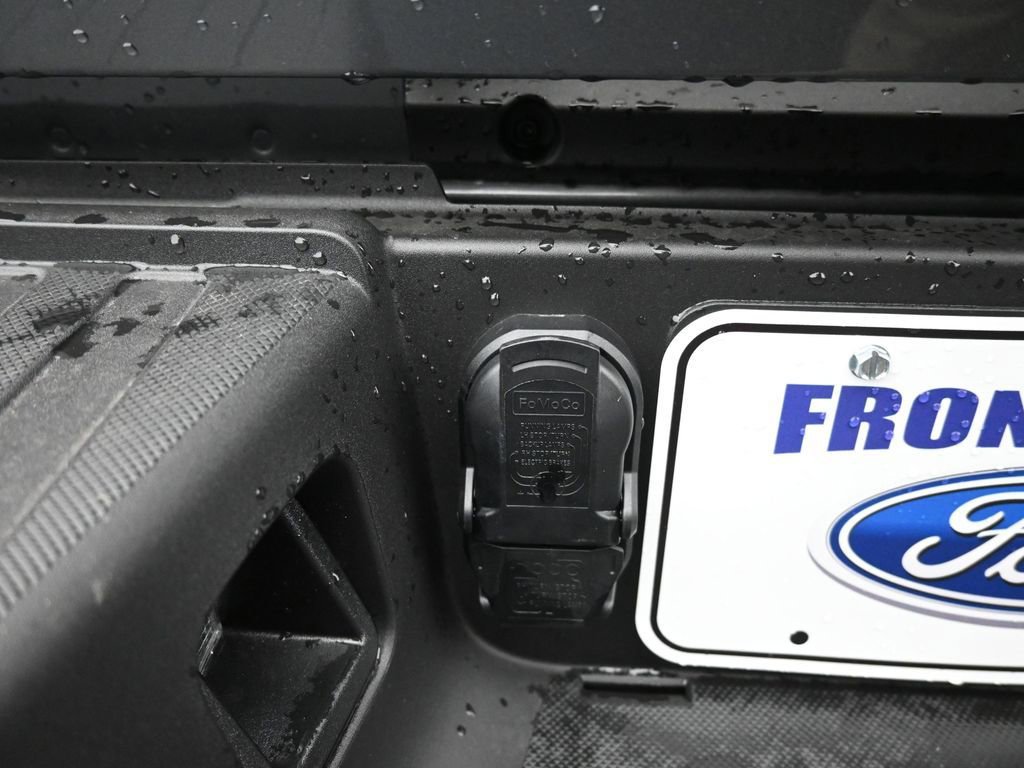 New 2025 Ford F250 XLT image 21