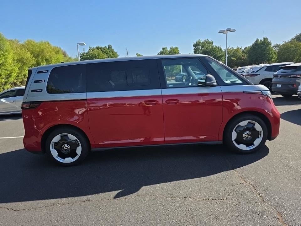 Certified 2025 Volkswagen ID. Buzz Pro S Plus RWD image 3