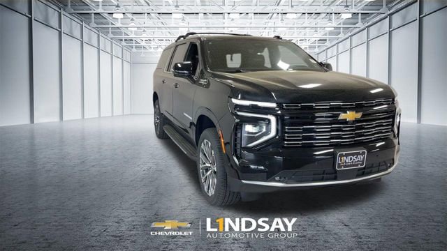 New 2026 Chevrolet Suburban High Country w/ Sun And Tow Package image 4