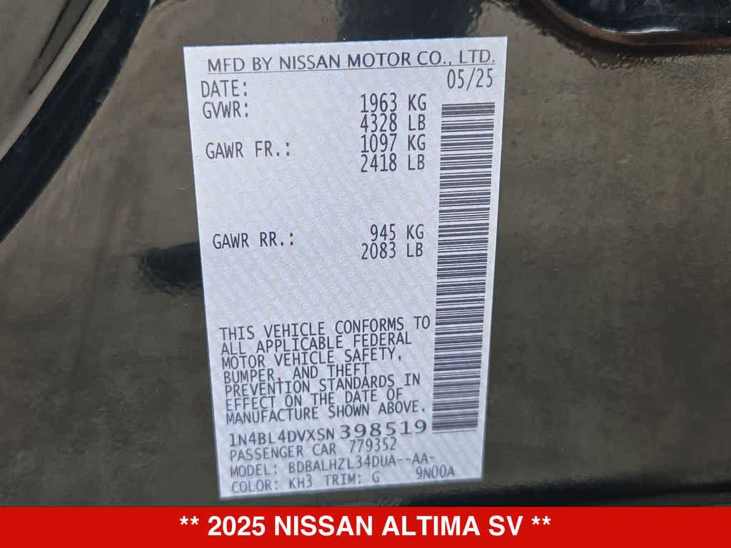 Used 2025 Nissan Altima 2.5 SV FWD image 33