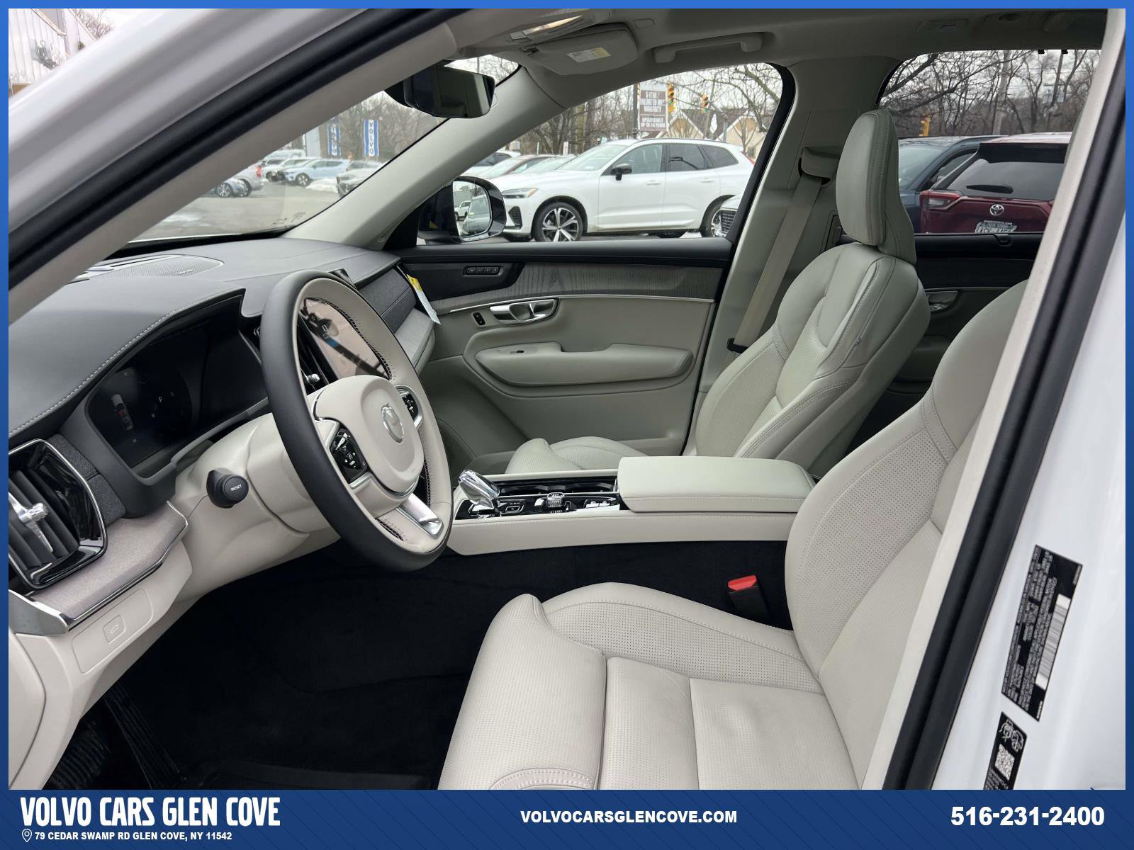 Used 2026 Volvo XC90 B6 Ultra w/ Protection Package image 14