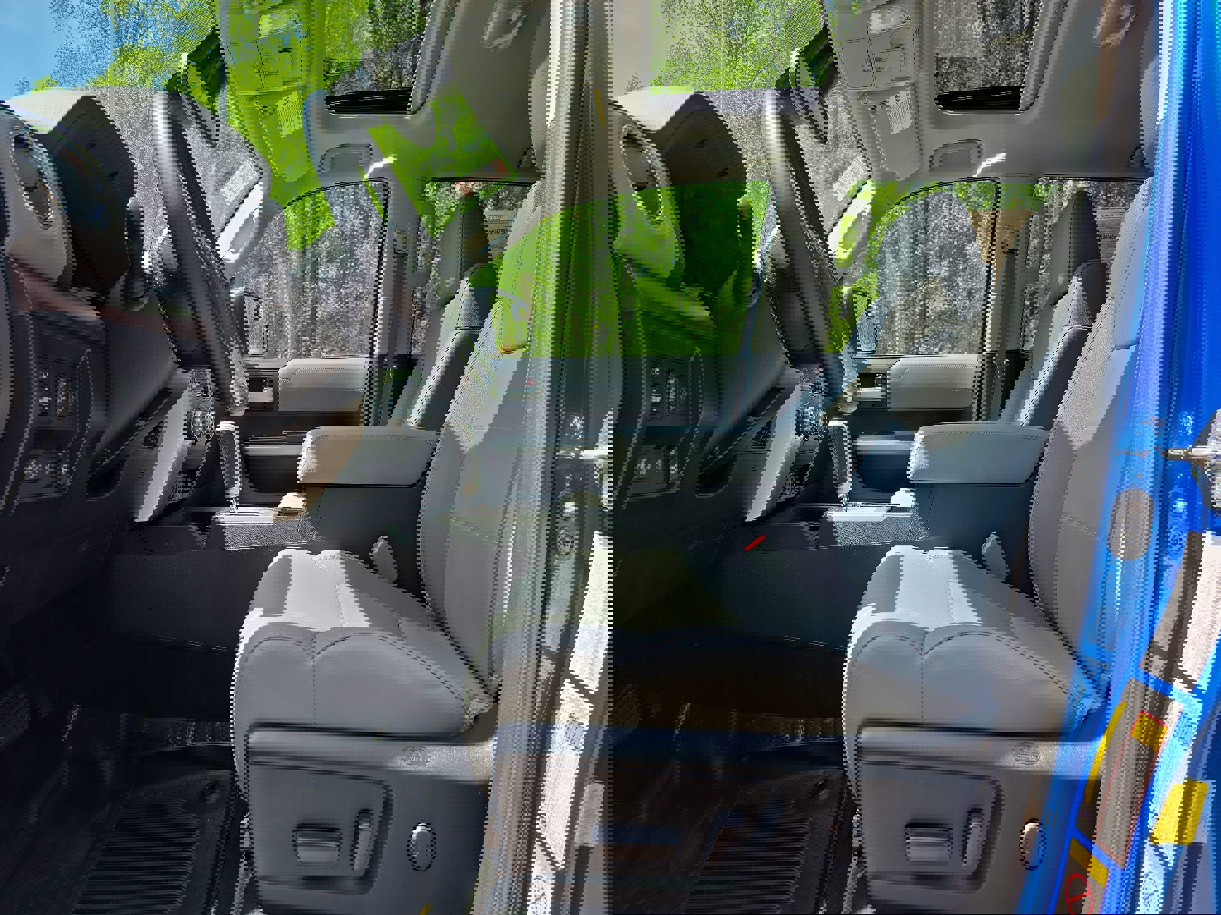 Used 2018 Toyota Tundra Limited w/ Limited Premium Package image 14