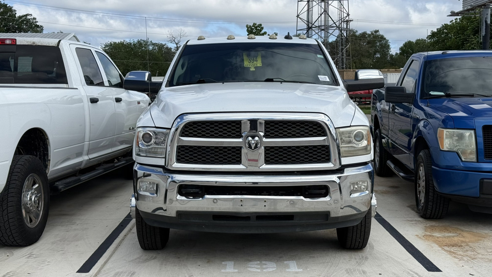 Used 2018 RAM 3500 Laramie AWD/4WD image 2