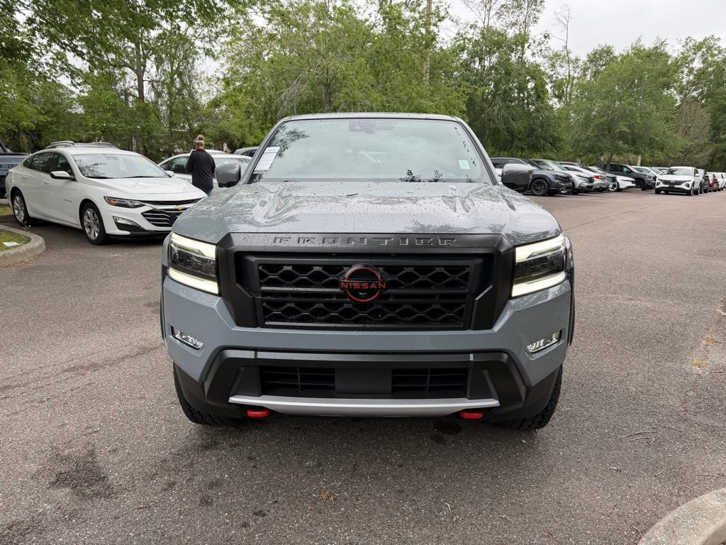 Used 2023 Nissan Frontier Pro-X w/ Pro Convenience Package image 2