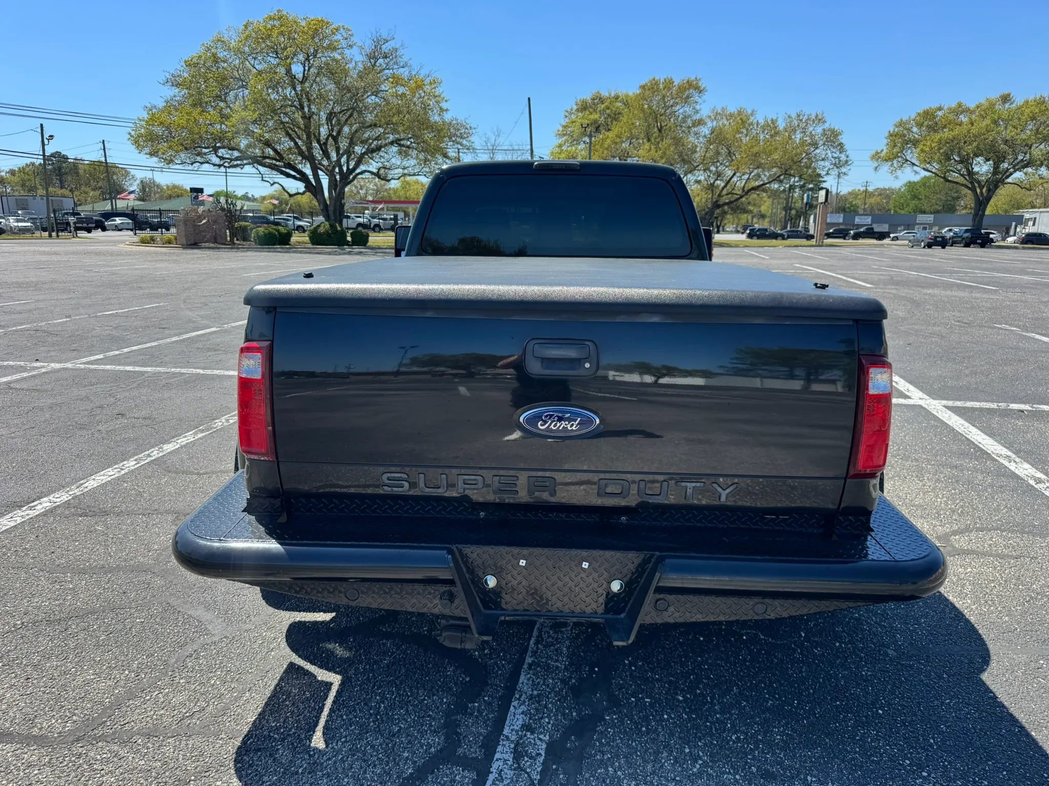 Used 2011 Ford F350 Lariat RWD image 7