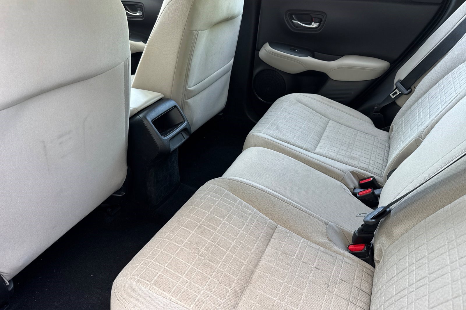 Used 2024 Honda HR-V LX image 26